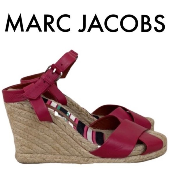 Marc Jacobs Shoes - 👑 MARC JACOBS WEDGES 💯AUTHENTIC